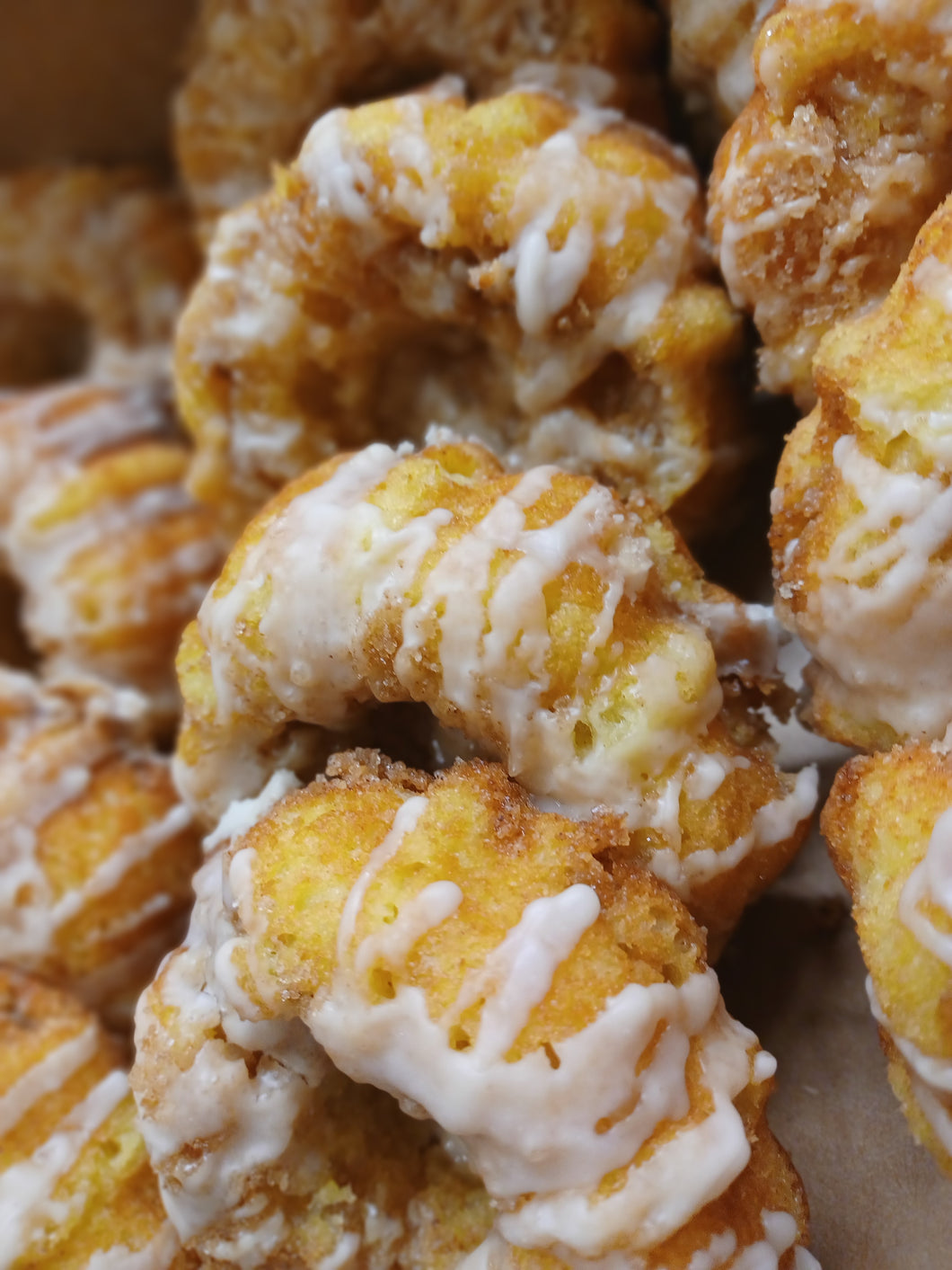 Glazed Honeybun Cake Minis